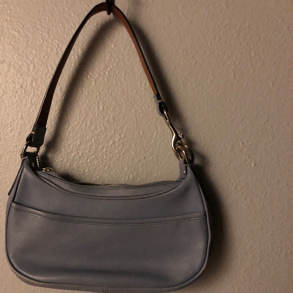 Coach crescent small purse.